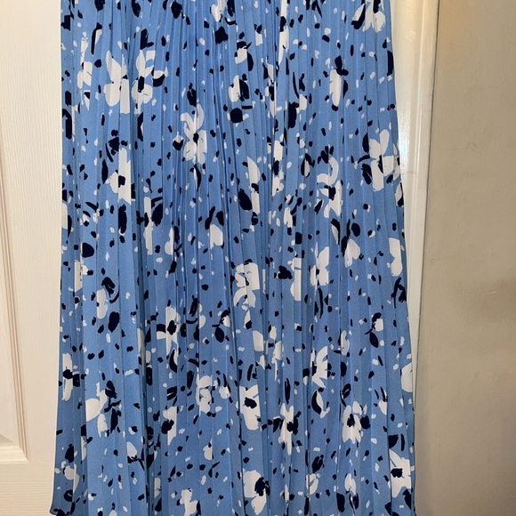 Nanette Lepore Pleated Dress, Size 2 - Picture 3 of 10